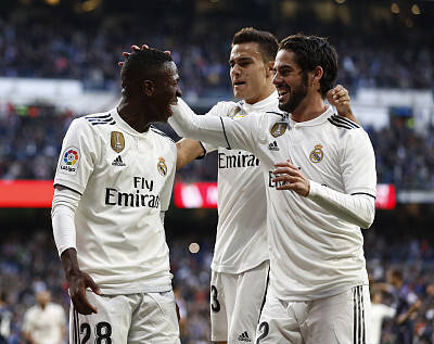 晋级八强已是极限？皇马深陷四大死穴，欧冠夺冠恐成奢望？